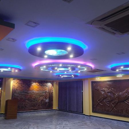 Whispering Woods Inn Bolpur Kültér fotó